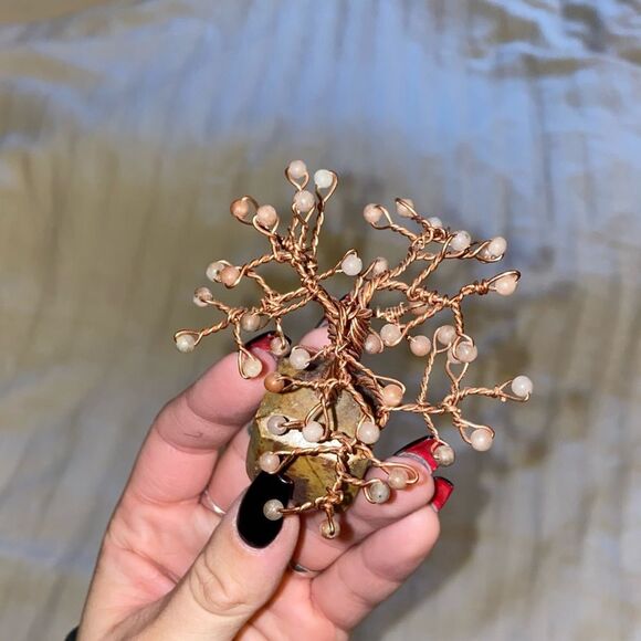 Prosperity Tree Copper Wire Stone and Beads hippy - Picture 2 of 2
